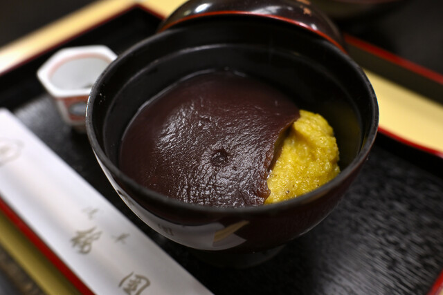 梅園 浅草本店の外観